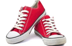 کفش ها را در ماشین لباسشویی بشویید