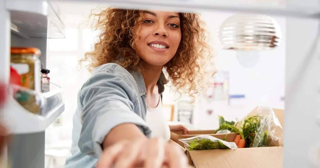 8 روش برای کاهش مصرف برق یخچال