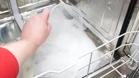 باقی ماندن کف در ماشین ظرفشویی ایندزیت