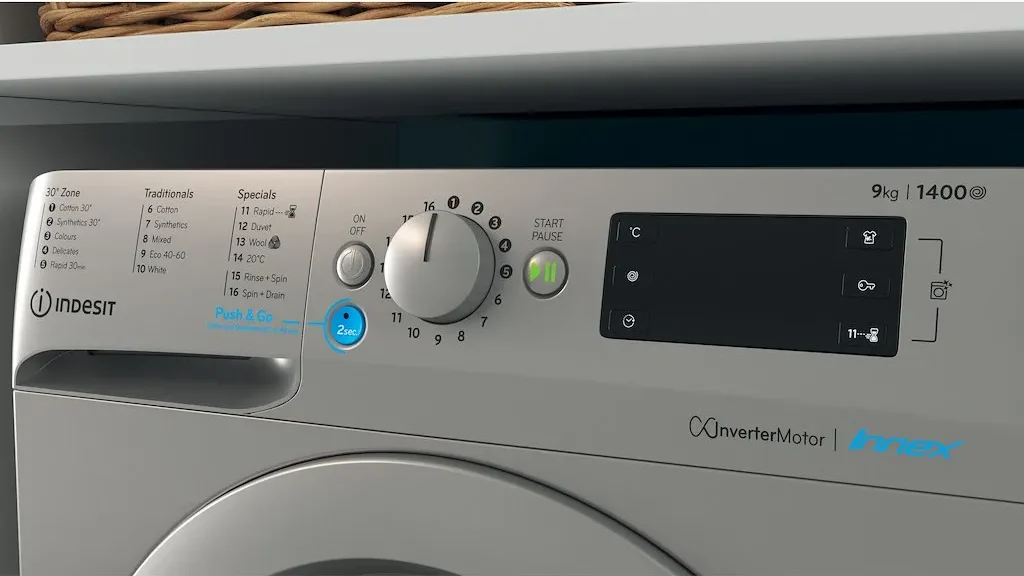 ماشین لباسشویی ایندزیت BWE 91484XS